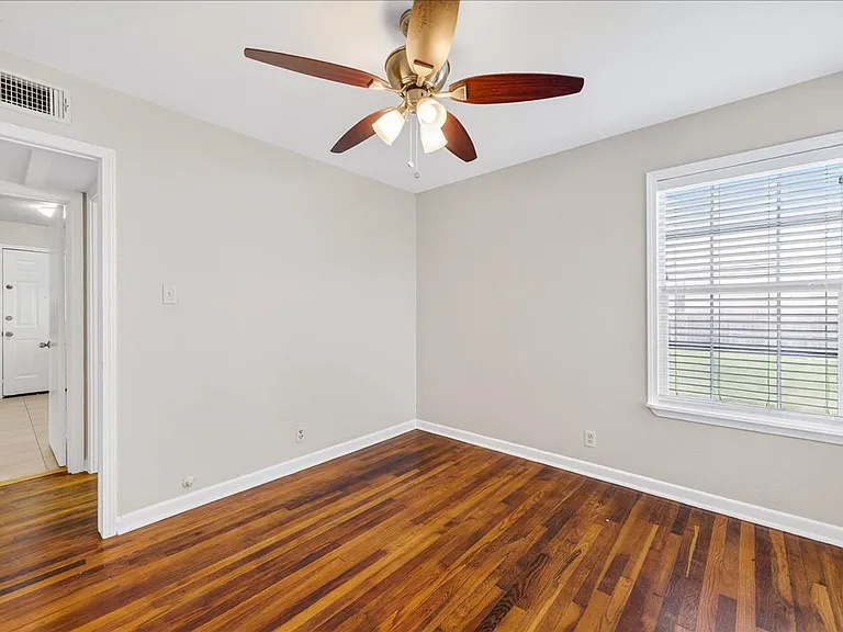 929 Ashland Dr — Photo 20