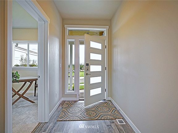 4th image of 7008 277th Street NW