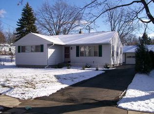2935 Lakeview Dr, Ann Arbor, MI 48103
