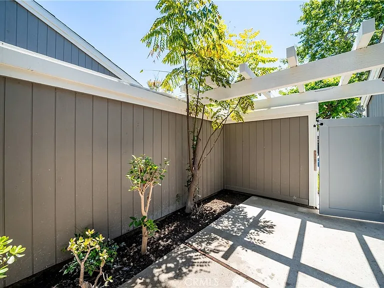 33 Rainbow Rdg — Photo 32