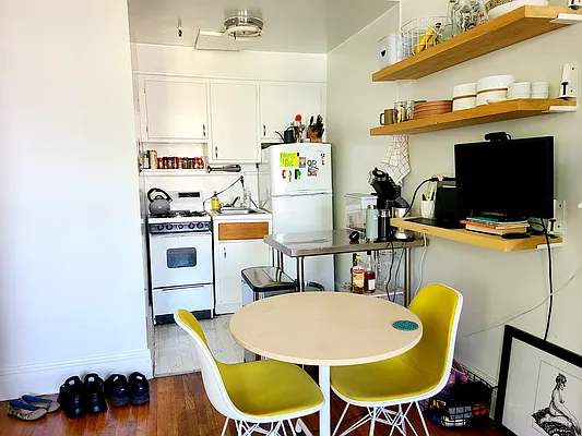 Rented by Ideal Properties Group | media 15