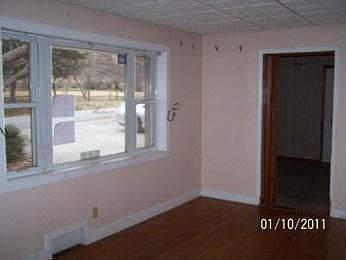 2nd image of 3948 Philip Rd