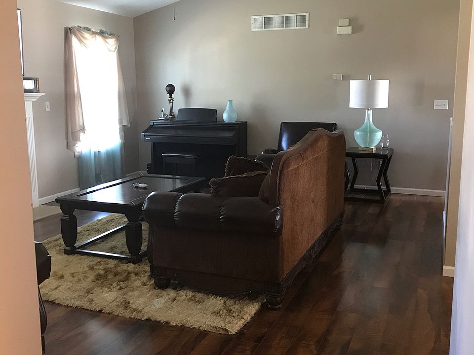 1st image of 10916 Sylvan Vista Dr