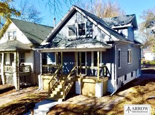 1046 Charleston St, Lincoln, NE 68508