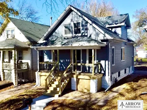 1046 Charleston St, Lincoln, NE 68508