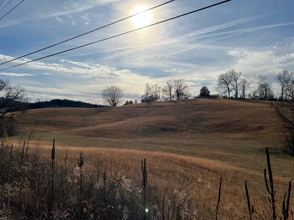 Alpha Valley Home Rd, Morristown, TN 37813