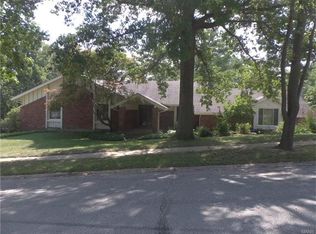 15108 Isleview Dr, Chesterfield, MO