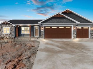 350 Willie Mays Cir, De Pere, WI 54115
