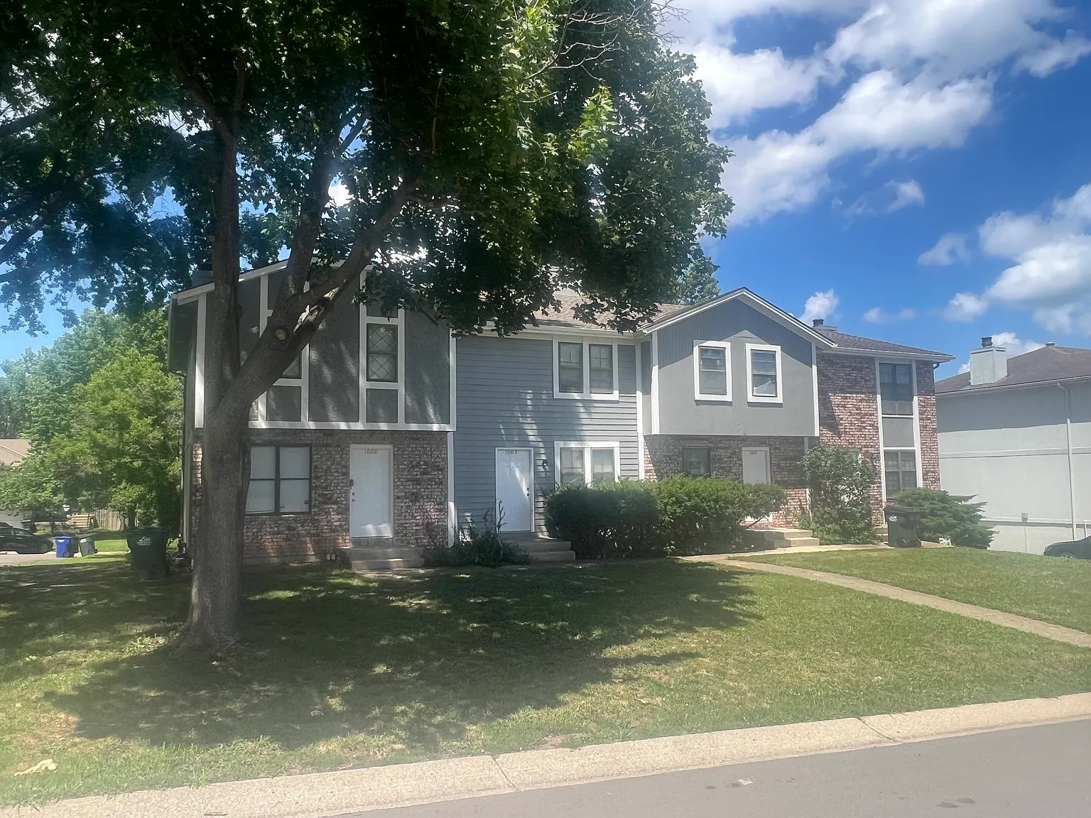 2 bed, 1200 sqft, $1,400 — Photo 1