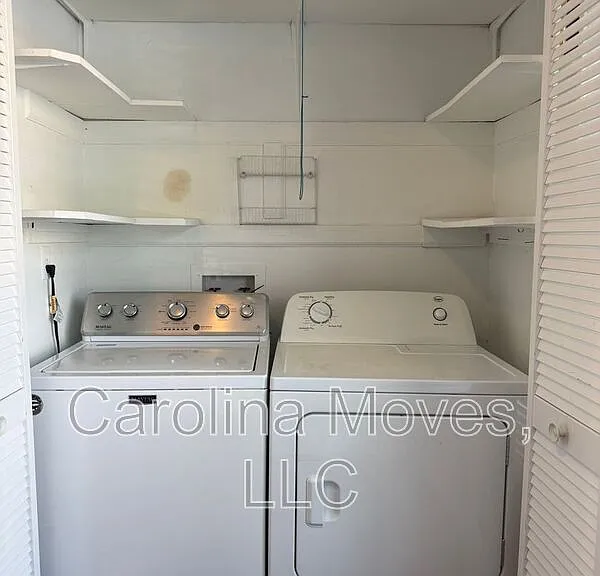 925 Cleveland St #231 — Photo 13