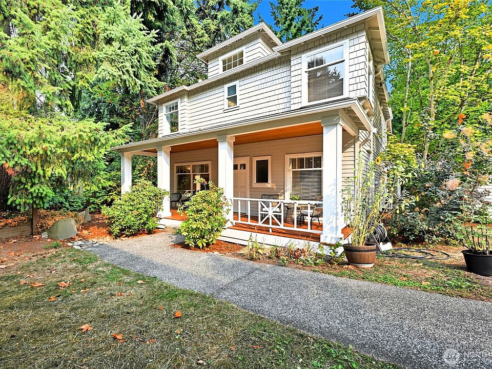 1st image of 5905 106th Avenue NE