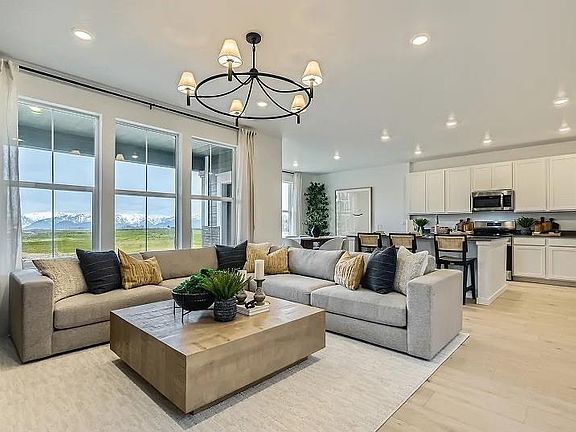 5th image of 2056 Crested Lark Street