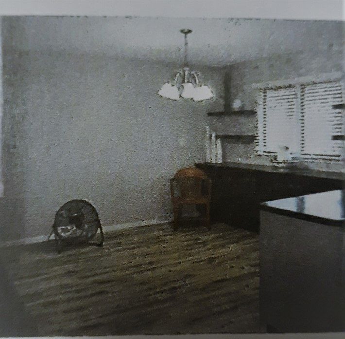 2nd image of 125 NE Plum Ave