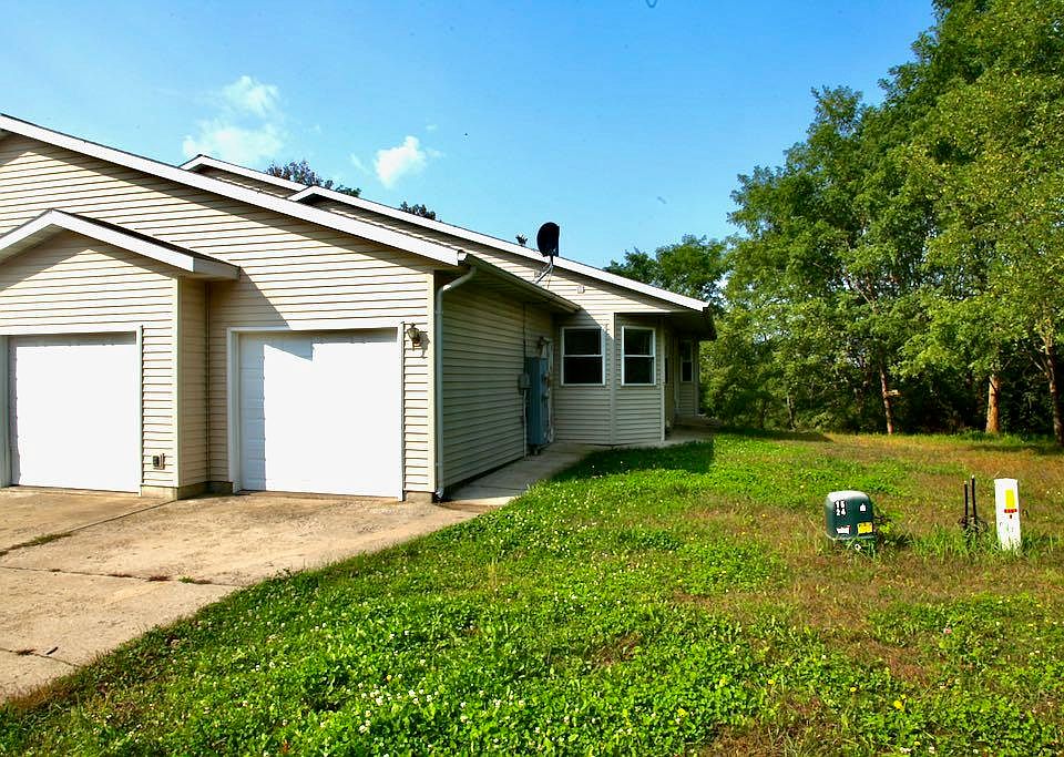 1st image of 245 Oak Grove Dr