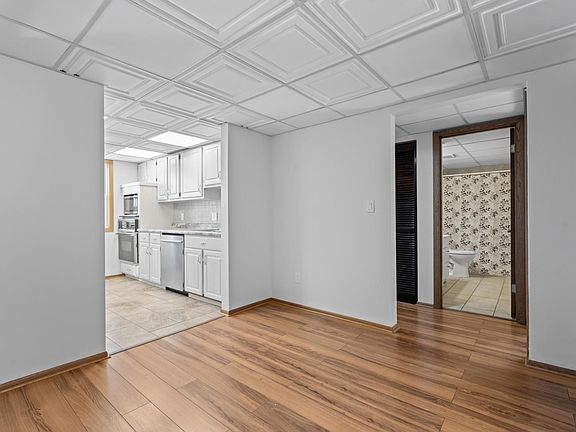 4th image of 607 19th St NW APT 35