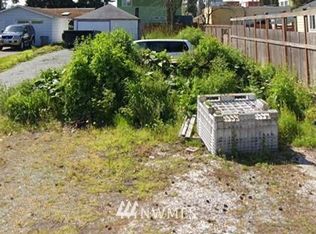 9025 12th Ave NW, Seattle, WA 98117