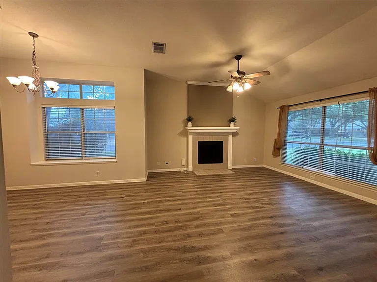 4500 Abelia Dr — Photo 6