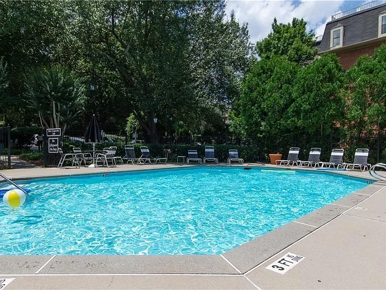 2921 Lenox Rd NE #309 — Photo 3