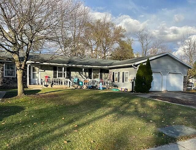 2nd image of 779 56th St SE