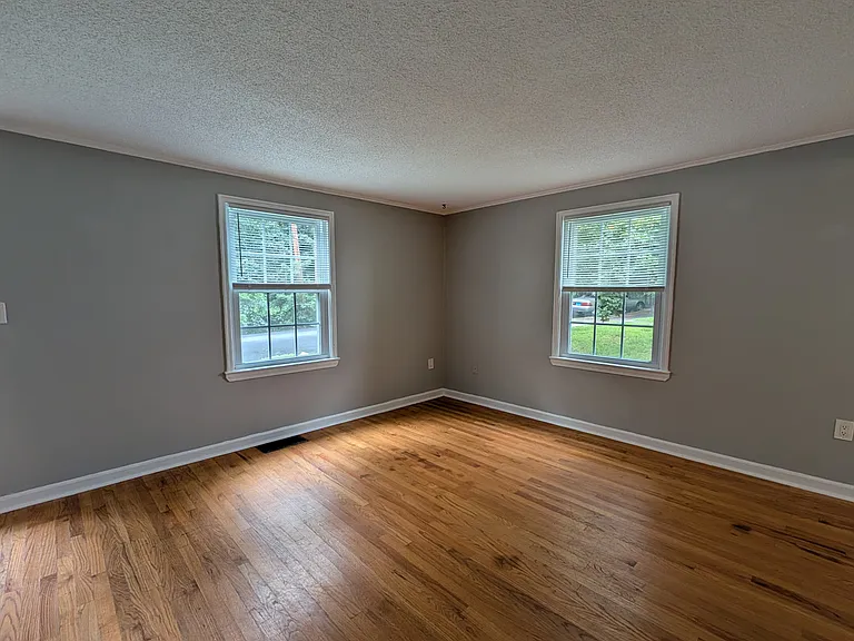 Diamond Ridge Apartments — Photo 10