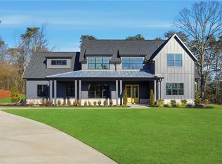 157 Palisade Dr, Rydal, GA 30171