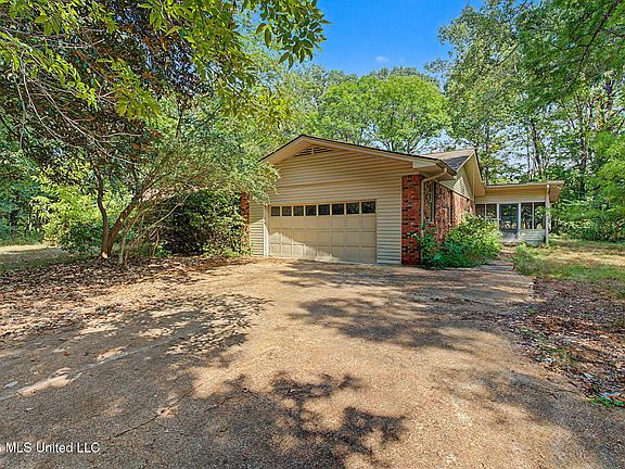 5th image of 3206 Fogg Rd