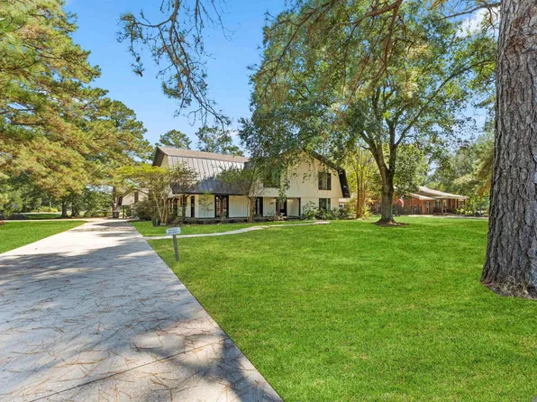 7730 Prairie Dr, Greenwell Springs, LA 70739