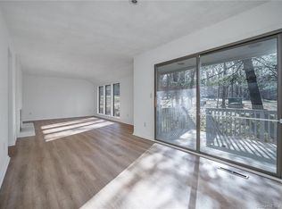 11 Boxwood Ct UNIT 11, Woodbury, CT 06798