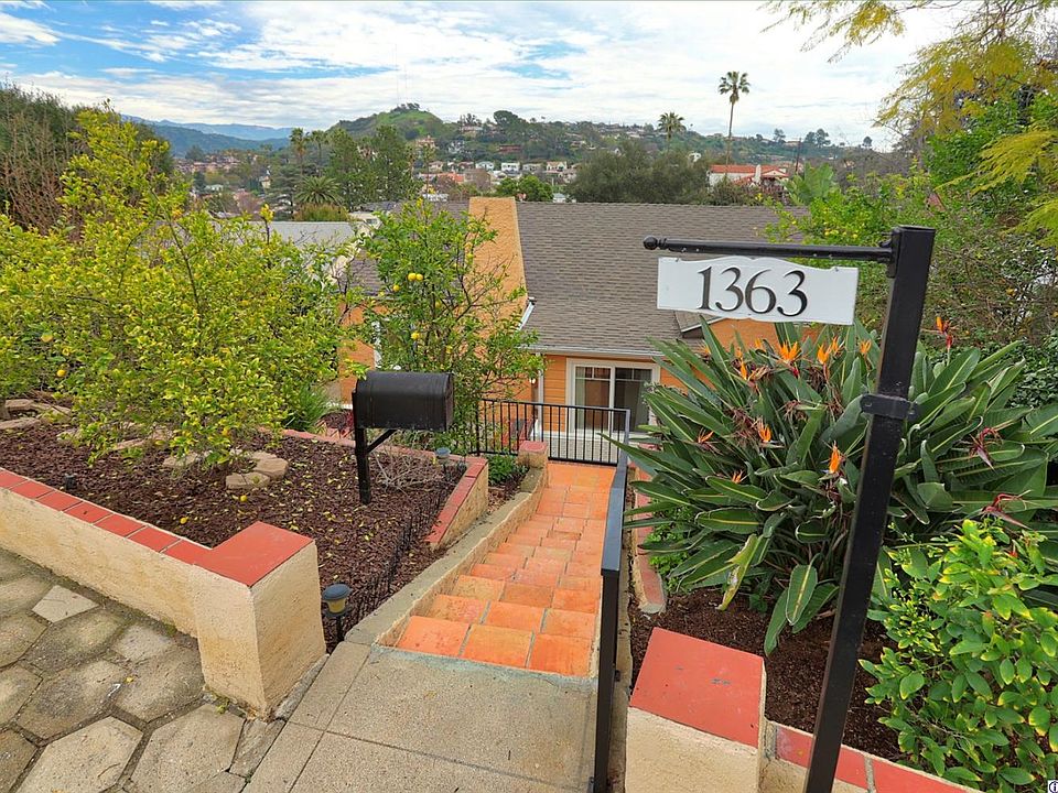 1st image of 1363 Romulus Dr