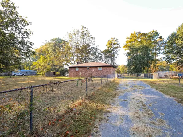 236 E Ward St, Calion, AR 71724