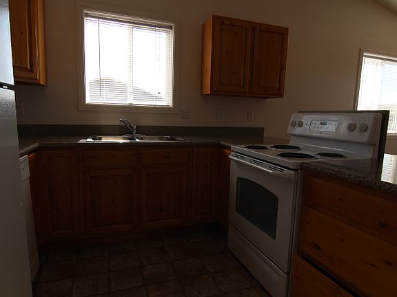 3rd image of 2510 Pumice Dr APT 1