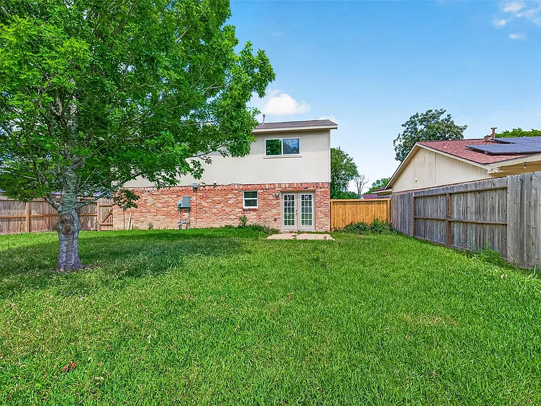 14115 Cheval Dr — Photo 31