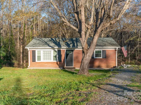 112 Carol Ct, Dallas, NC 28034