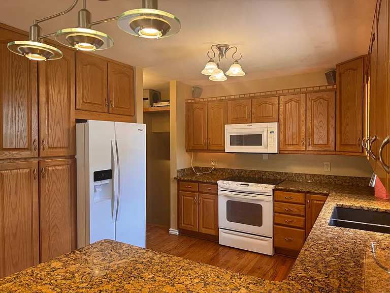 3131 W Platte Ave — Photo 7