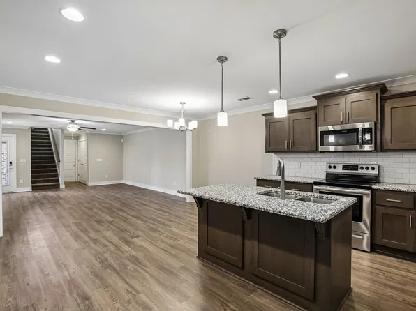 5624 Maples Retreat Dr, Murfreesboro, TN 37127