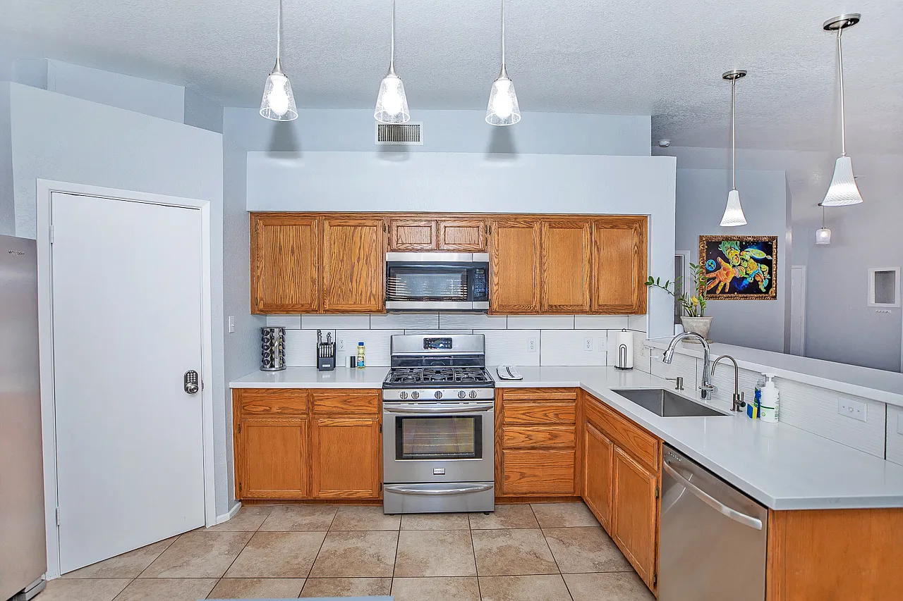 3 Bed 2 Bath Rental in Yuma AZ! — Photo 3