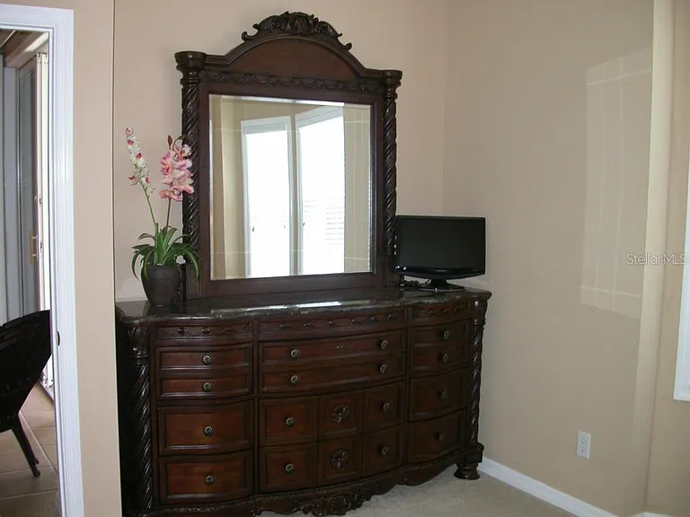 10313 Hebblewhite Ct — Photo 11
