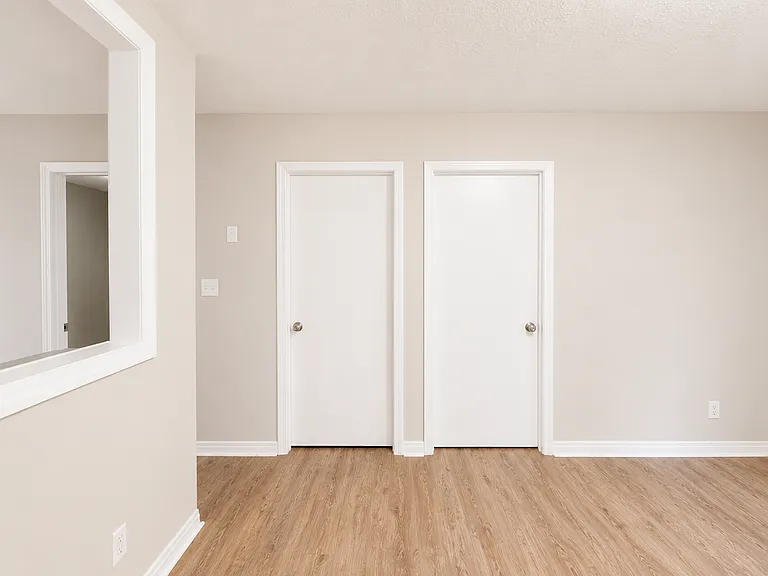 1219 Carolina Ave — Photo 5