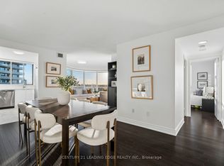 44 Saint Joseph St #2214, Toronto, ON M4Y2W4