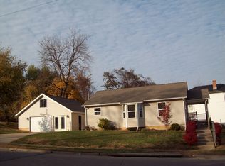 201 N Central Ave, Burlington, IA 52601