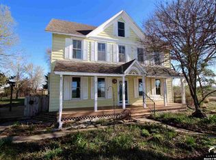 1971 E 1100th Rd, Lawrence, KS 66049