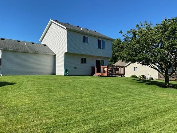 2nd image of 1024 Westridge Dr