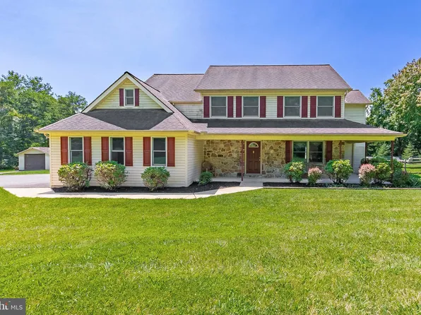 1580 Middletown Rd, Glen Mills, PA 19342