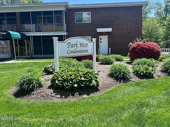 95 Park Ave APT 6, West Springfield, MA 01089