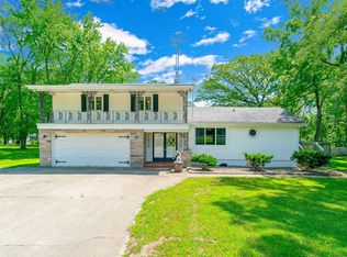 22126 W Route 113, Custer Park, IL 60481