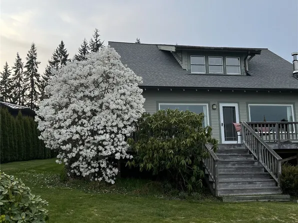 16438 Tuk Wil La Road NE, Poulsbo, WA 98370