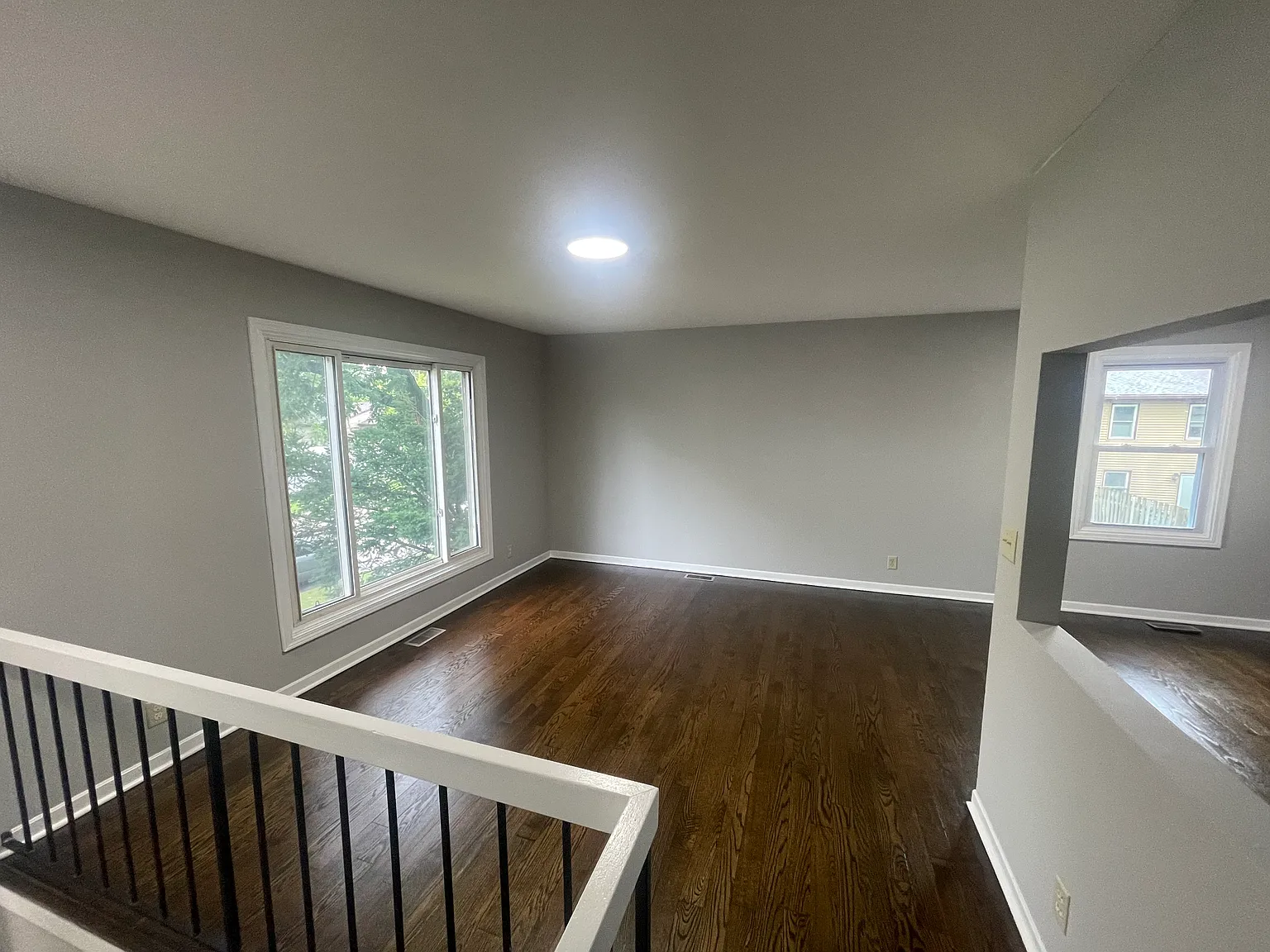 4 bed, 1.5 bath, 1800 sqft, $2,800 — Photo 2
