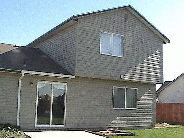 2nd image of 1400 W Roston Ct