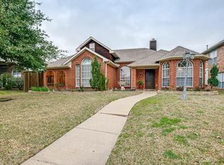 2339 High Bank Dr, Mesquite, TX 75181