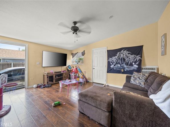 riverside-california-82019398 picture